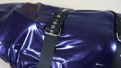 Full Rubber And Hood  Kinky4Ever