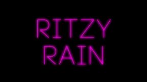 ritzy makes herself squirt with a big black dildo and licks her own juice off the bedspread