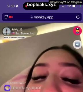 Amateur teen live streams her reaction to a good webcam show