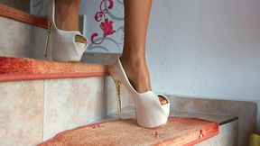 naj23 Lady Scarletts high heels worship (mp4-HD)