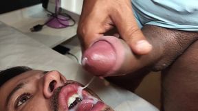 yuri gaucho - seguranca dotadao fodendo o carinha da piscina - sexo gay bareback brasil