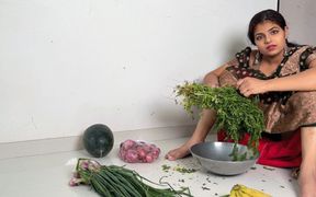 Komal's Stepbrother Came and Sat Down, I Was Doing Well with the Vegetable