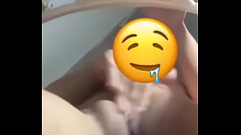 T&ocirc_ GOZANDO SOZINHA Porque Nenhum MACHO Tem Coragem de Me Comer Como Mere&ccedil_o