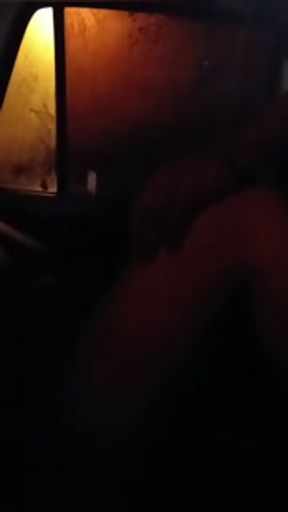 Delicious anal in the car... listen to me scream with pleasure...