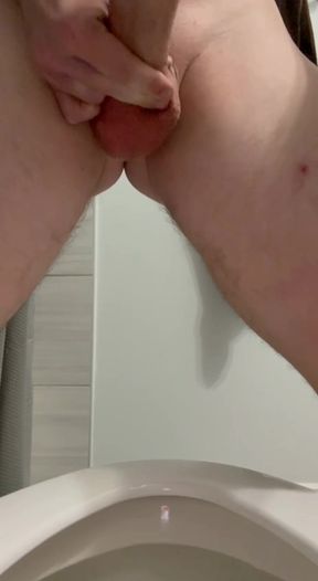 Filling My Dick with Water & Cumming Twice