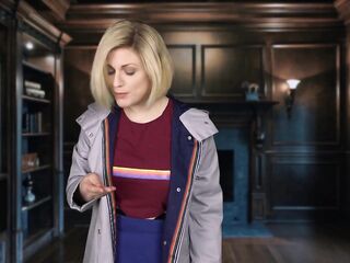 Doctor Who becomes The Slaver's oral-job Trailer