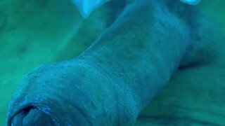 Fast cumming twice in a tanning salon with a small cock and masturbation