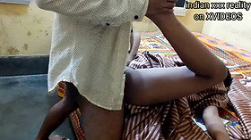 I banged cute angel pussy she dressed in gold saree, and i jizz outside her pussy lips