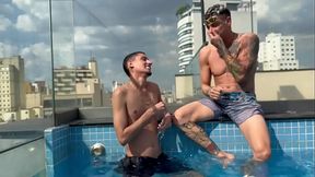 perdeu a aposta pro Brun&atilde_o teve que mamar e dar o cu