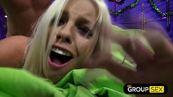 Curvy Nymphos Britney Amber, Julie Cash, Ashli Ames Mardi Gras Carnival Orgy - All Group Sex 4K