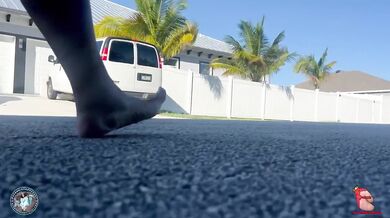 Thick crusty feet get squished by a pretty milf’s soles