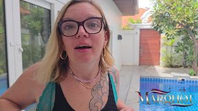 pattaya villa poolside : je bouffe le cul de mon mec, il me demonte la bouche & la chatte, mega squirt et enorme facial qui me fait gicler encore plus
