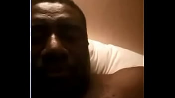 Voici la vid&eacute_o nue a caract&egrave_re pornographique de  Monsieur Alpha otsaghe Nkouna Hermy