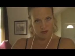 Voyuer: Mom finds son's porn