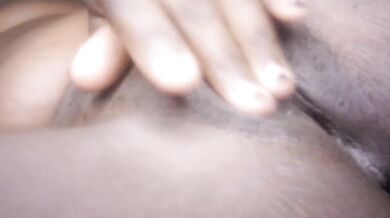 Small Ney drips juice all over her fingers after fingering her juicy pussy