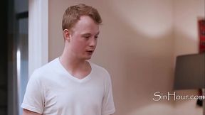 Anal Porn Peek and a Step Mom'_s Shocking Leak - Cherry Kiss, Jimmy Michaels