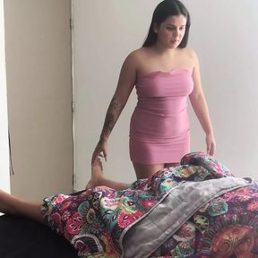 Horny stepmom eats her stepson&amp;#039;s cock until her buttocks are dripping with cum - Porno en Espa&ntilde;ol