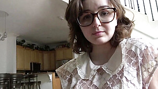 Big Tits Little Step Sister Leana Lovings In Family Therapy