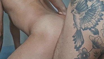 Putaria entre machos dotados no hotel