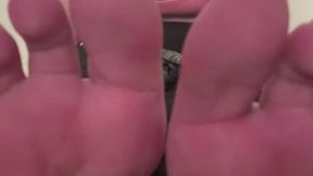 Marci's Cute & Descriptive Sweaty Feet, Sock, & Shoe Review!