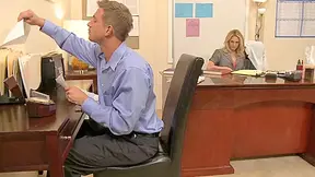 Blonde Cougar is craving to use a handsome young man