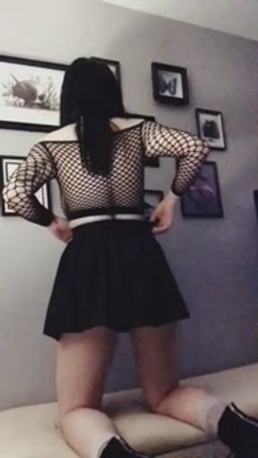 lil devil goth girl seduces u