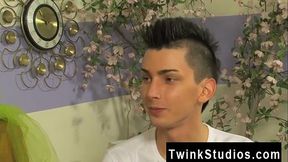 Short boy fucked gay porn When bored teenager twinks get together,
