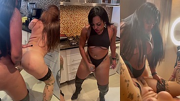 Travesti do pauzão meteu gostoso na amiga Trans Ruiva do rabão