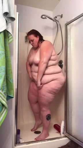 Shower Time with Julie Ginger