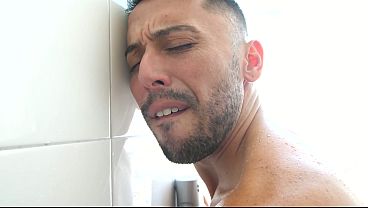 Gym Bros Swallow Each Other'_s Cocks In The Shower