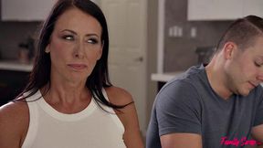 Whose Biggest - S3:E8