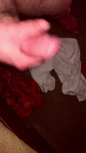 BWC Standing wank with cumshot!!!