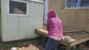 Hiding and watching Frankie and her buttcrack..she has no idea you are watching her...