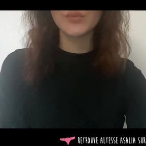 Vends-ta-culotte - Humiliation et submission for men by sexy young dominatrix