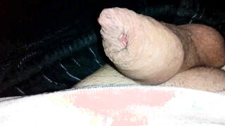 Masturbe (340) with one testicle