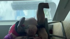 Girlfriend's Best Friend Squirts During Break
