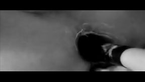 Mais femdom fisting com luvas pretas