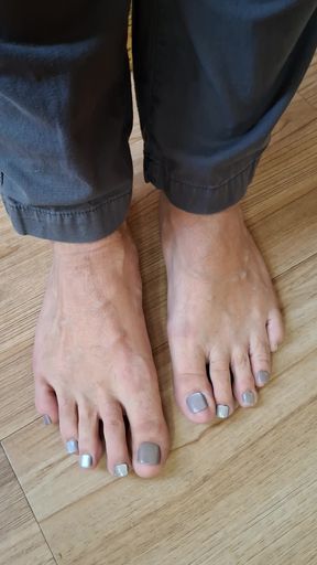 What do you think of my new pedicure