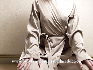 Gentle Femdom JOI: Reach the Cheerful Ending with Massage Therapist Isabella