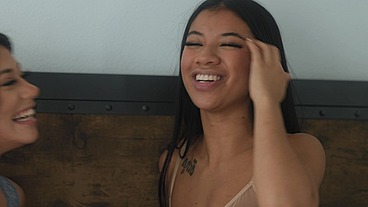 Make her Gay with Ammena Green, XxLayna Marie and Lysagna Delray