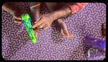 Anuskatzz & Lily Labeau Unbox Hankey’s Toy – Fetish Play 2025 edition