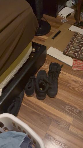 Jerking off in front of my mirror and then fucking and cumming on my boot