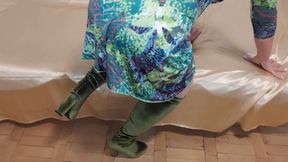 Mature Wife with Sexy Ass and Big Tits Teases in Stockings and Boots