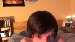 Uk Twink\'s Big Cock Cums