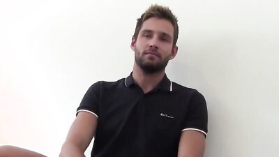 Amateur straight bloke is posing naked in front of the camera