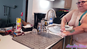 slutty bbw roommate does dishes naked