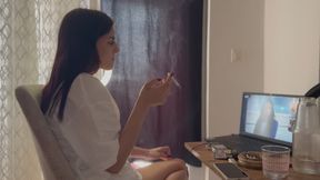 LOVE FRENCH BREATHING AND WATCHING TV