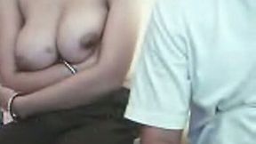 Indian webcam temptress showing off her big juicy boobs