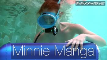 Minnie Manga's Underwater Delight: Solo Masturbation on the Go