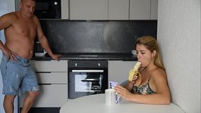 Real couple: Amateur wife swallows banana, gets fucked in the morning
